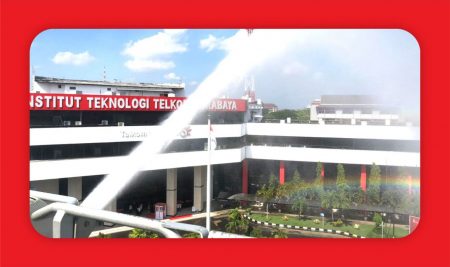 ITTelkom Surabaya Menerima Bantuan Penyemprotan Desinfektan dari PEMKOT Surabaya